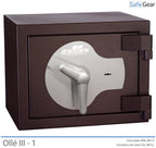 Ollé III-1 Grade 3 safe with key lock, door closed