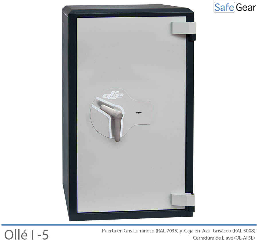 Ollé I-5 Grade 1 safe with key lock, door closed